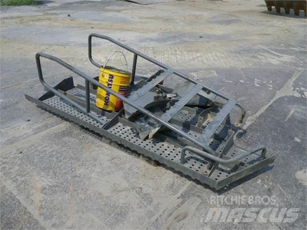 Hitachi ZX450-3 Lánctalpas kotrók