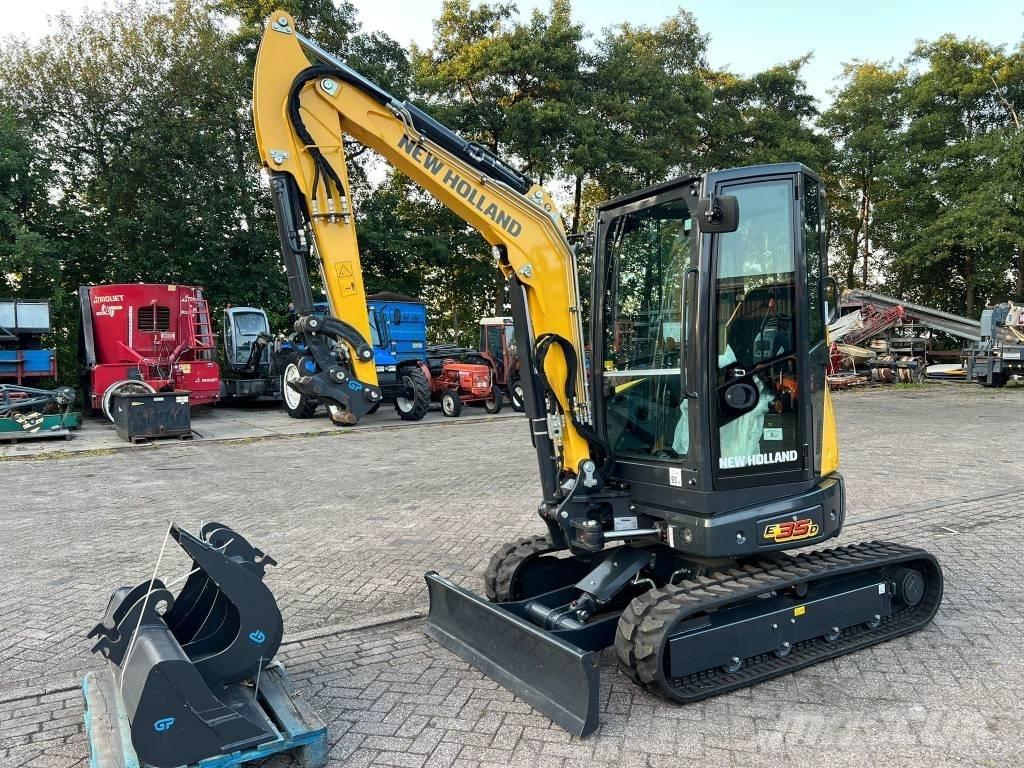 New Holland E 35 D Mini kotrók < 7t