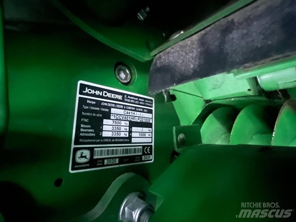 John Deere V451R Körbálázók