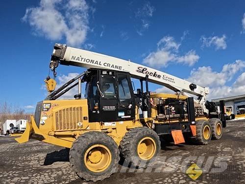 National 8100D Platós / Ponyvás teherautók