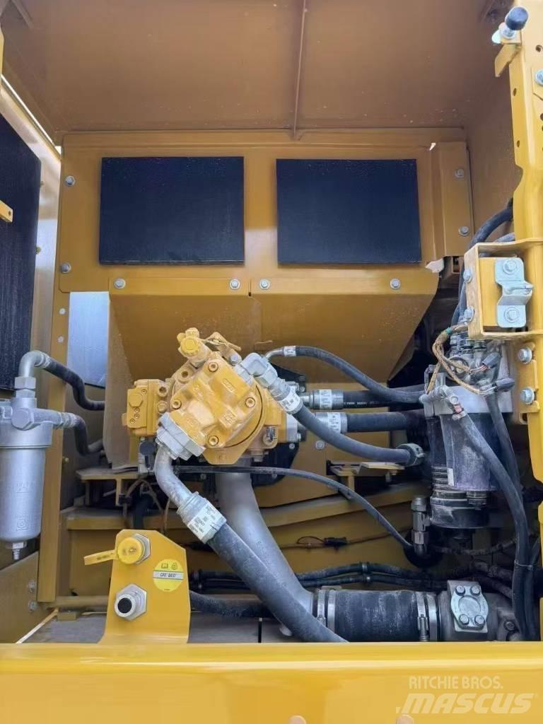 CAT 336GC Lánctalpas kotrók
