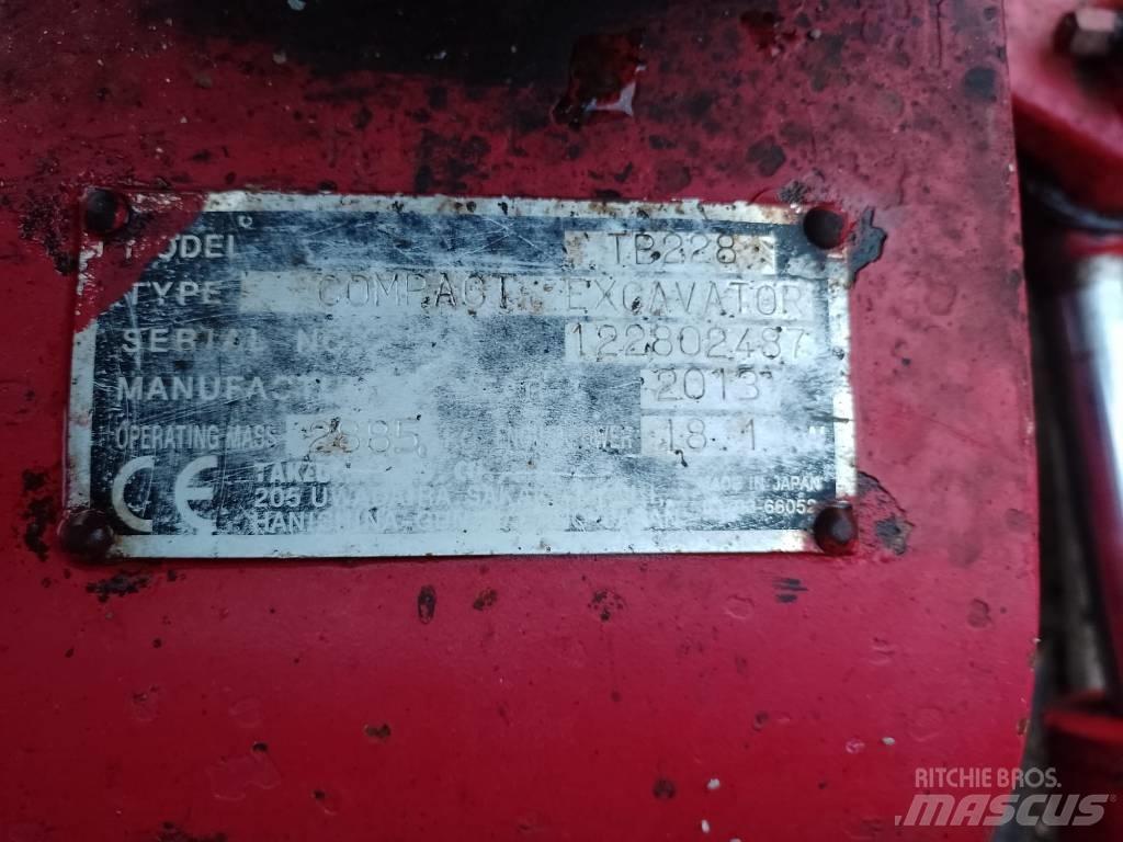 Takeuchi TB228 Mini kotrók < 7t