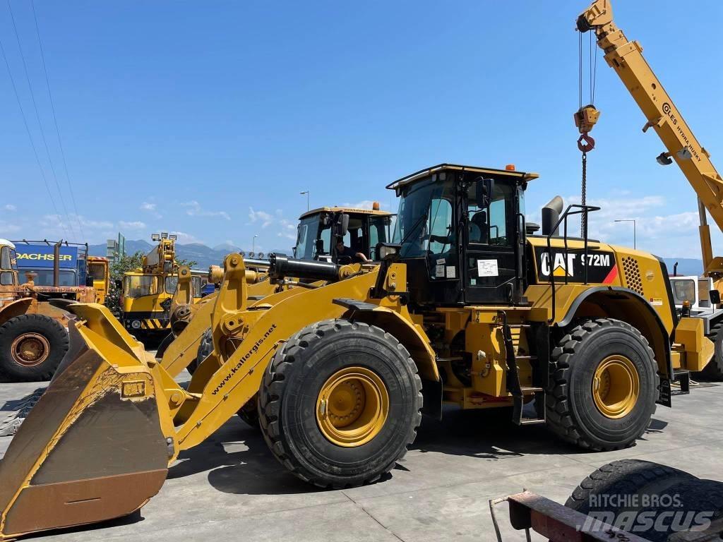 CAT 972M Gumikerekes homlokrakodók