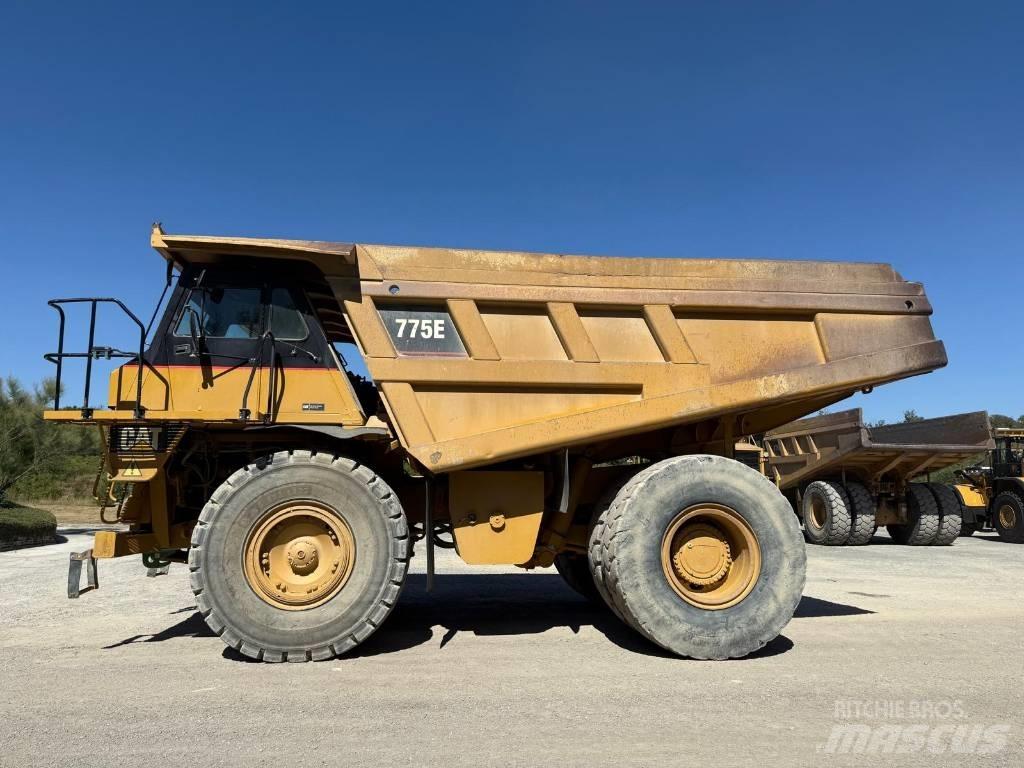 CAT 775 E Nehézdömper