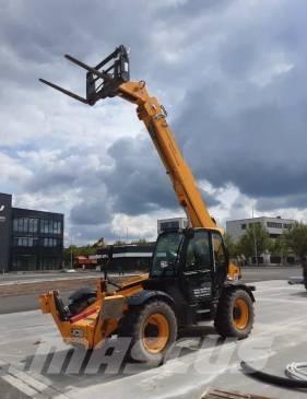JCB 540-140 Teleszkópos rakodók