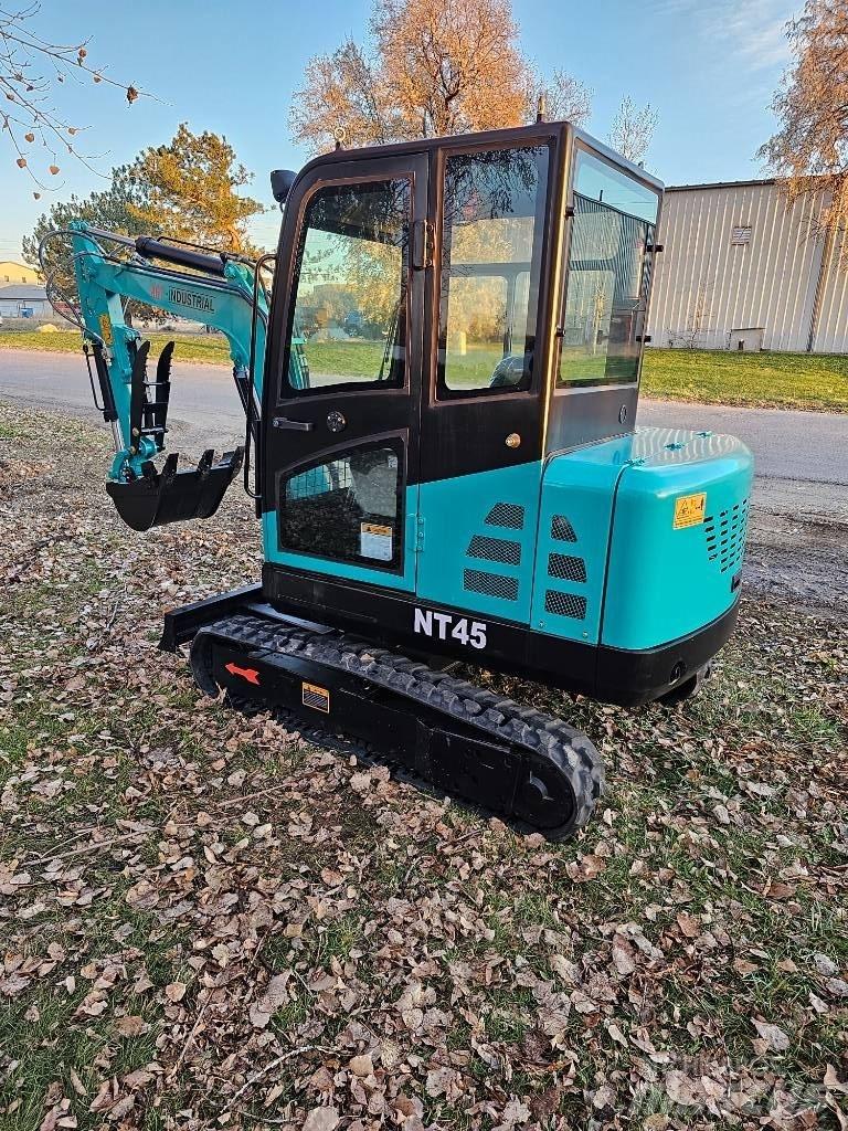 AGT NT45 Mini kotrók < 7t