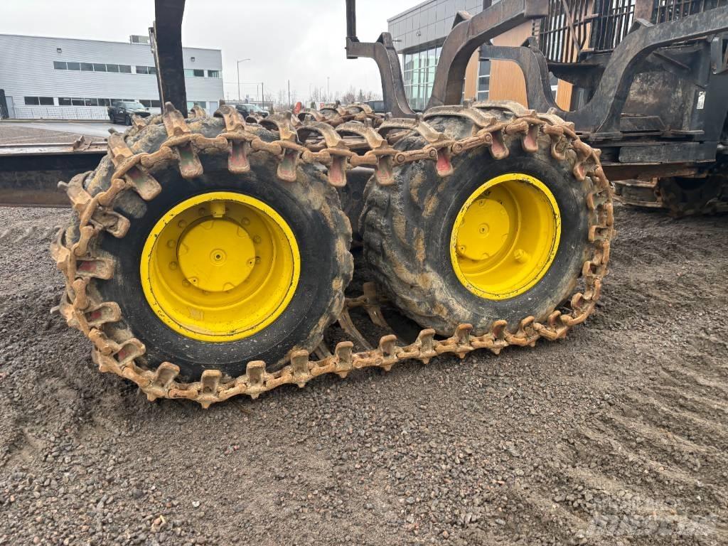 John Deere 1210 E Kihordók
