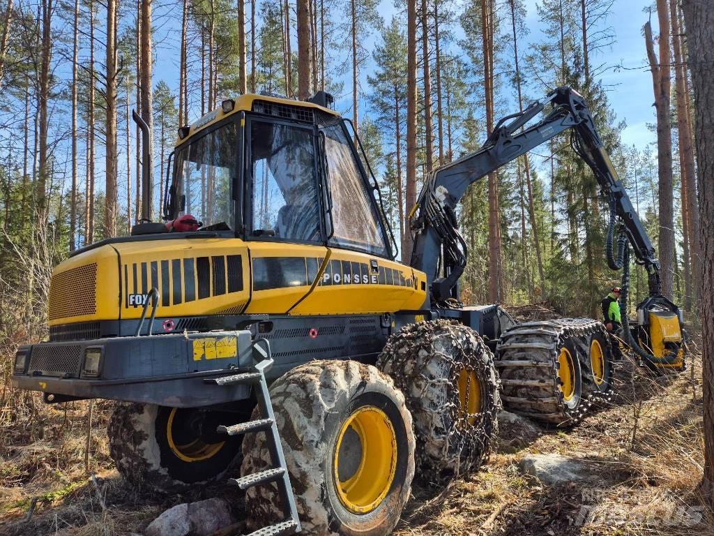 Ponsse FOX 8W Betakarítók
