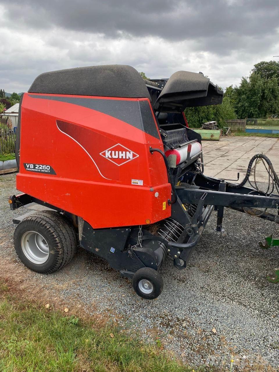 Kuhn VB 2260 Körbálázók