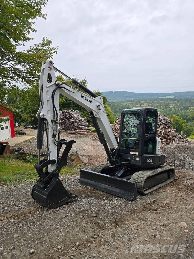 Bobcat E 50 Mini kotrók < 7t