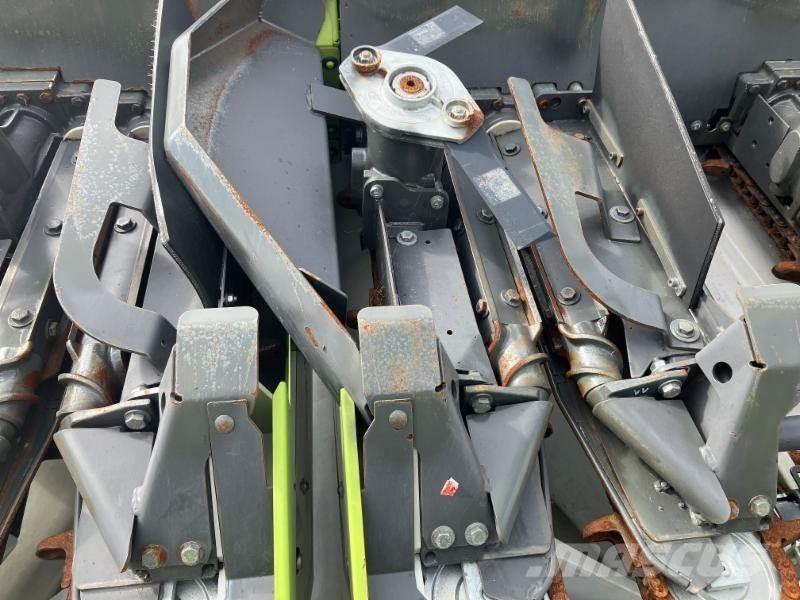 CLAAS CORIO 875 FC Kombájn adapterek