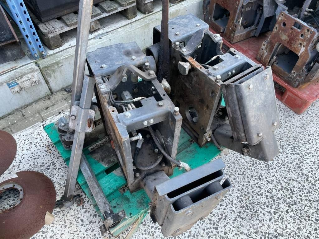 Bomag BF 700 C-2 Aszfalt terítõ gépek