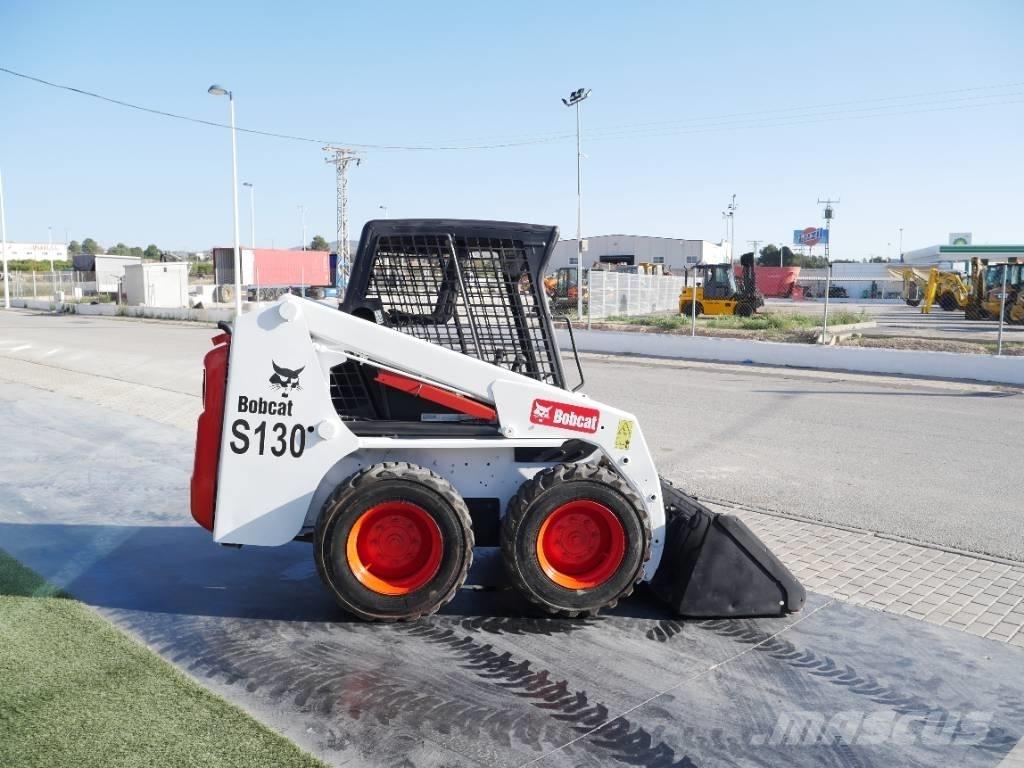 Bobcat S 130 Kompaktrakodók