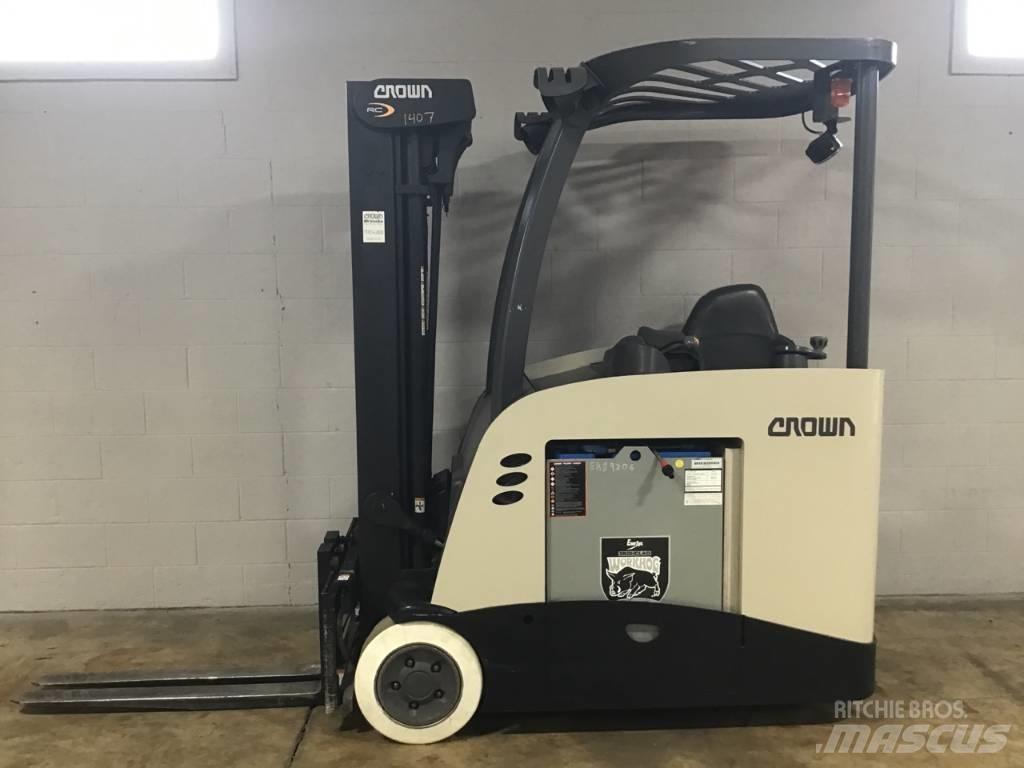 Crown RC5555-40 Elektromos gyalogkíséretű targoncák