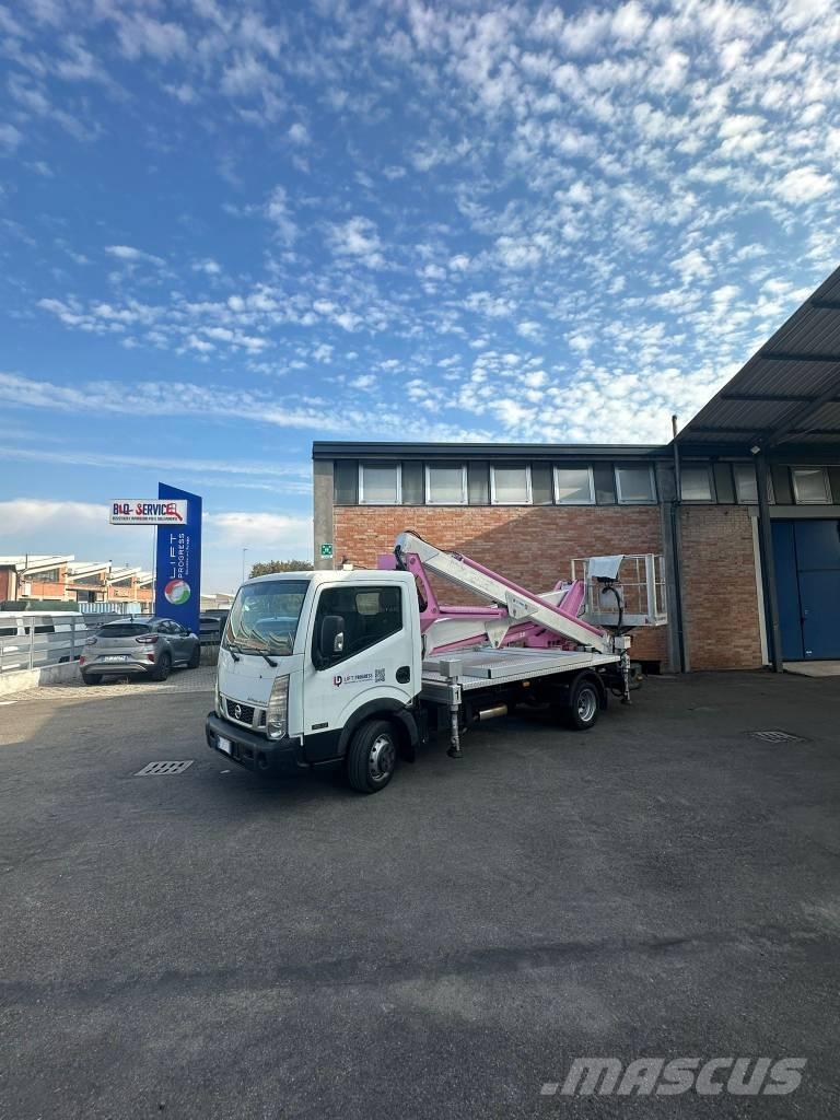 Multitel MX 250 Teherautóra szerelt emelők és állványok