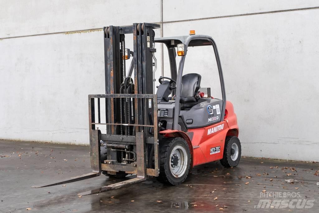 Manitou MI 30 D Dízel targoncák