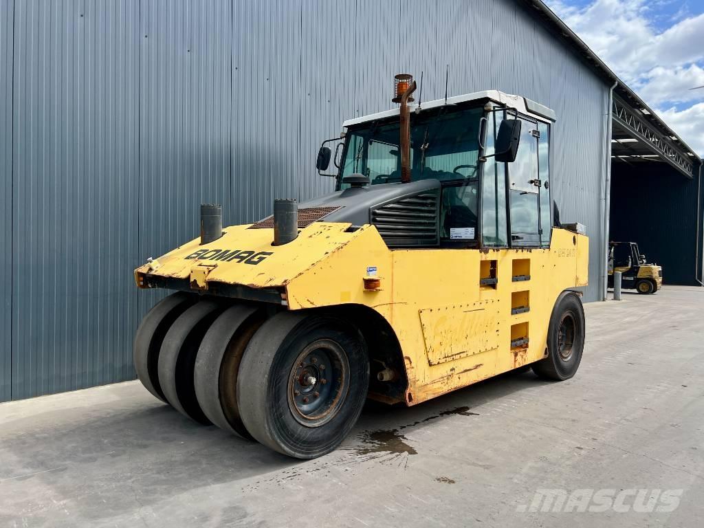 Bomag BW24R Pneumatikus kerekes hengerek