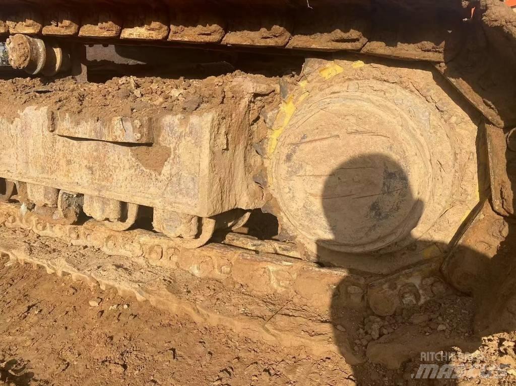 Doosan DX 300 LC Lánctalpas kotrók