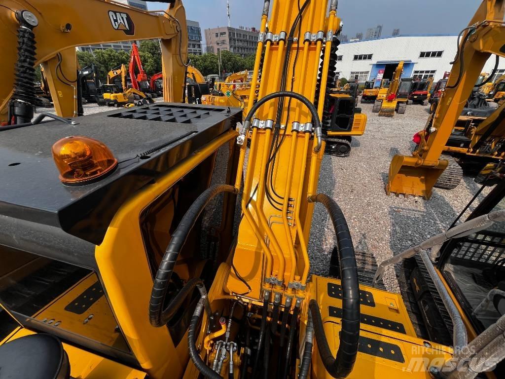 Komatsu PC 240 LC-8 Lánctalpas kotrók