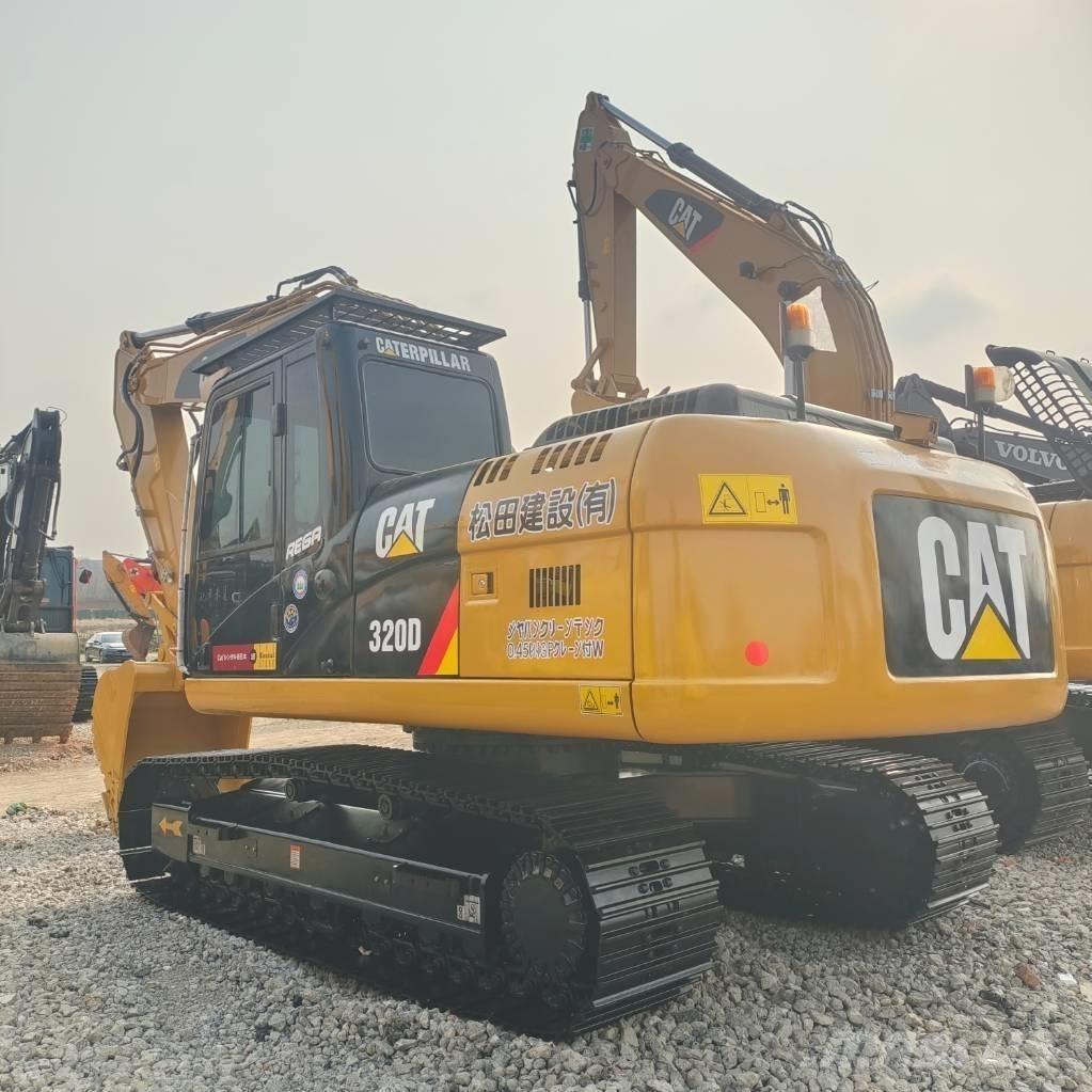 CAT 320 D Lánctalpas kotrók