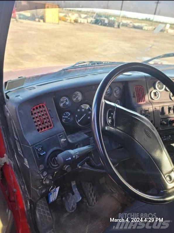 Sterling L 9500 Billenő teherautók