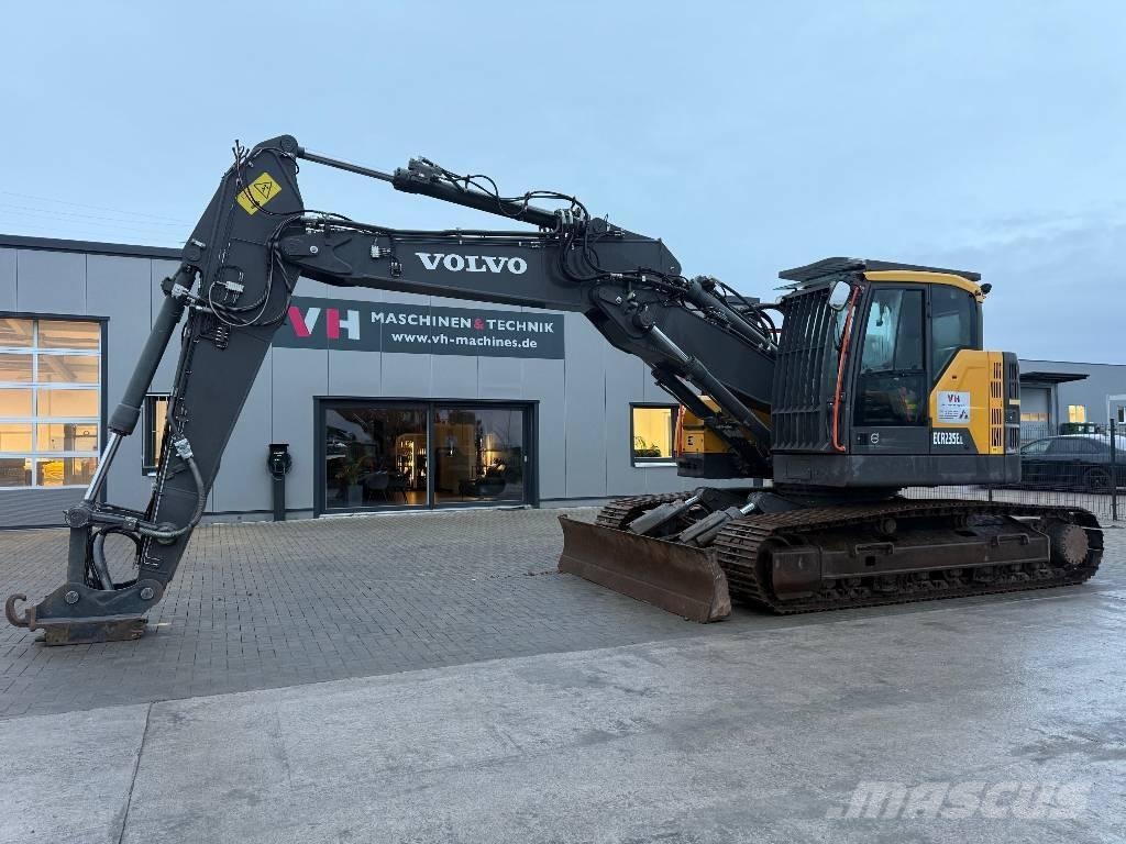 Volvo ECR 235 Lánctalpas kotrók
