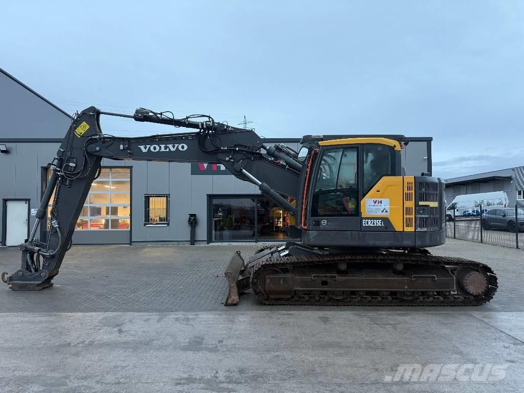 Volvo ECR 235 Lánctalpas kotrók