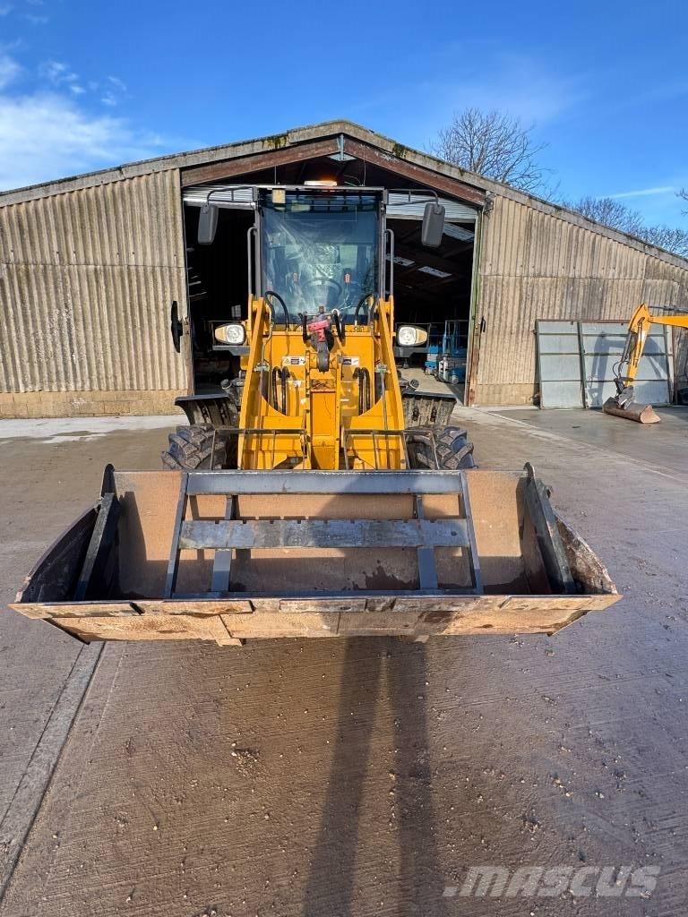 HZM 825 Gumikerekes homlokrakodók