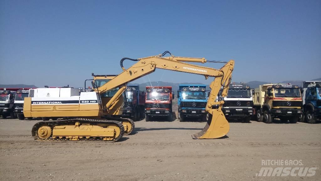 International 640 HD Lánctalpas kotrók
