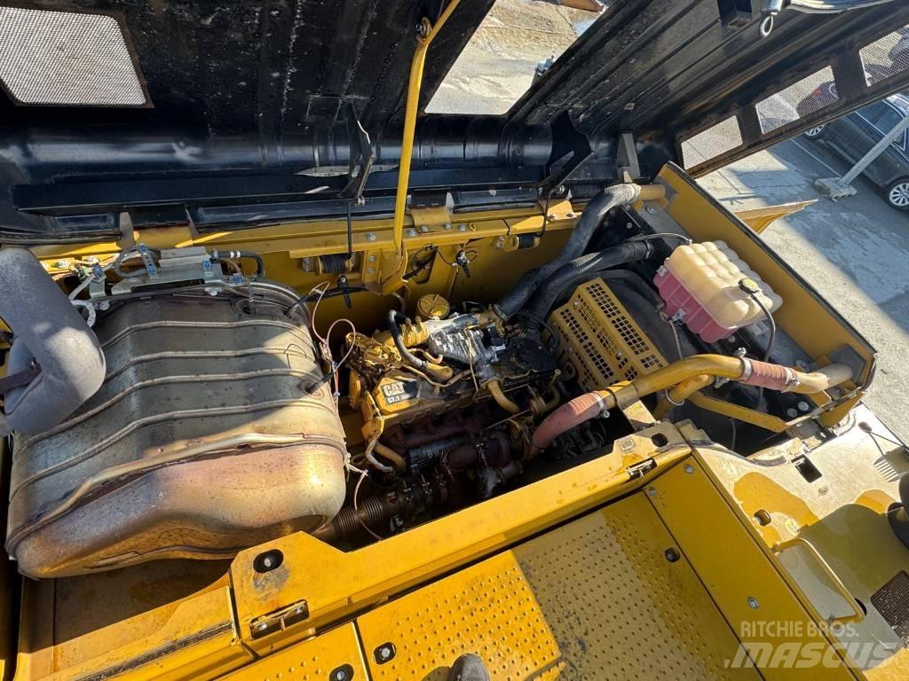 CAT 330FL Lánctalpas kotrók