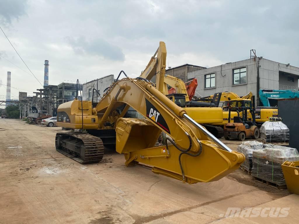 CAT 320 C Lánctalpas kotrók