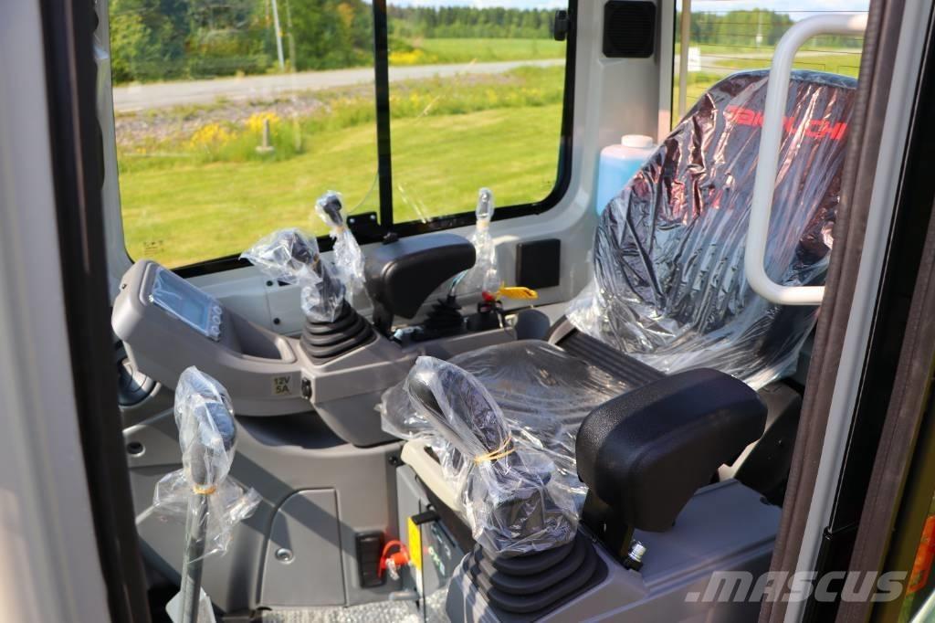 Takeuchi TB216 Mini kotrók < 7t