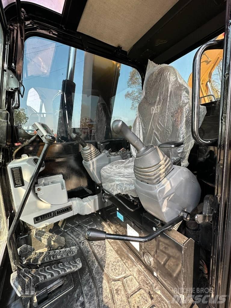 CAT 308E2 Lánctalpas kotrók