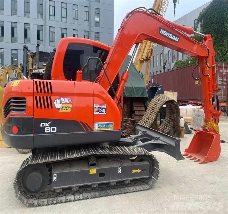 Doosan DX80 Közepes (midi) kotrók 7 t - 12 t