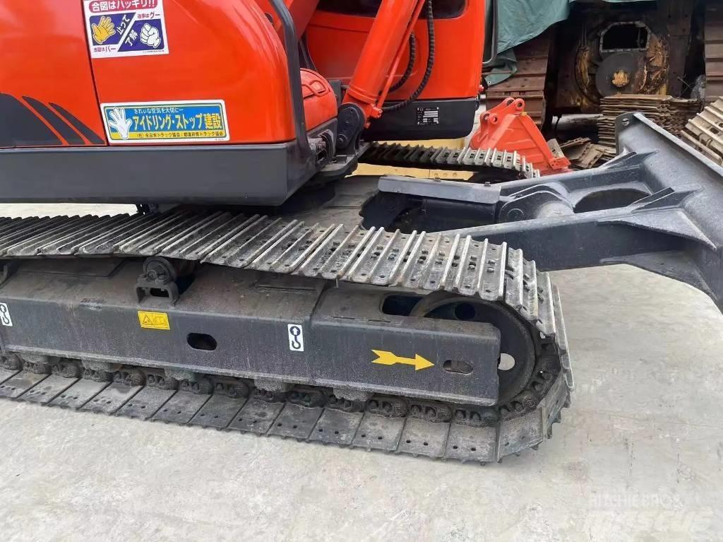 Doosan DX80 Közepes (midi) kotrók 7 t - 12 t