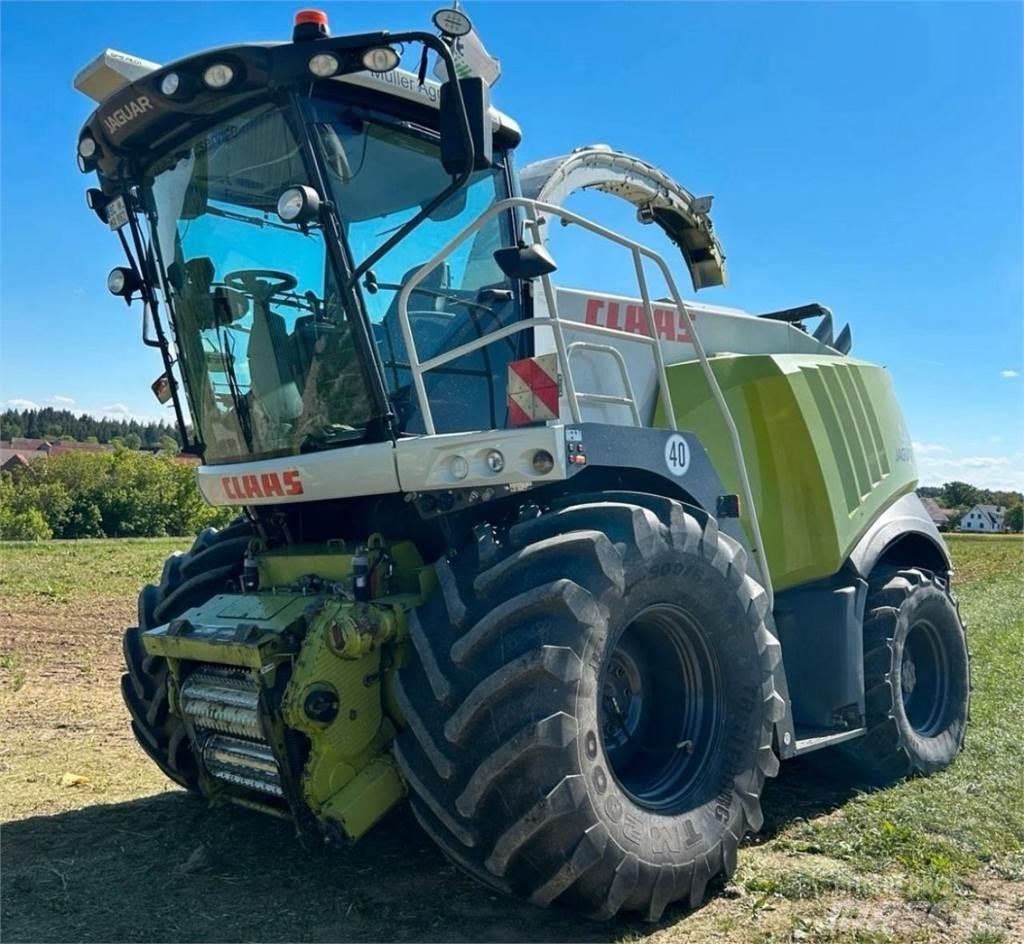 CLAAS Jaguar 980 Önjáró szecskázók
