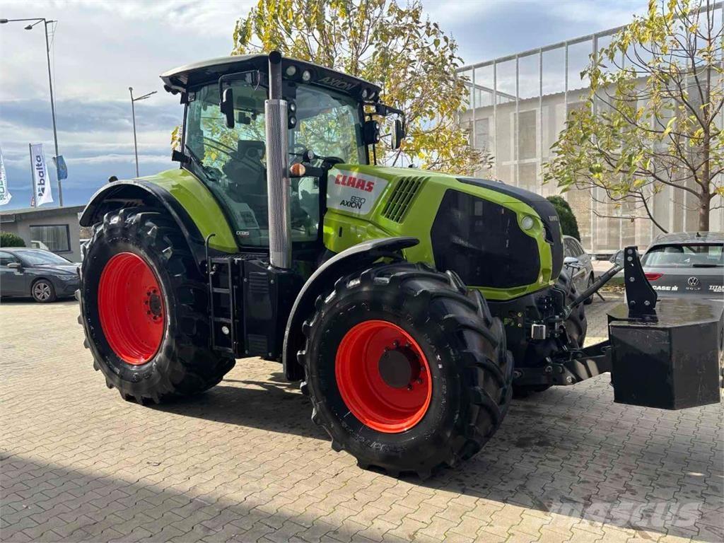 CLAAS Axion 830 Traktorok
