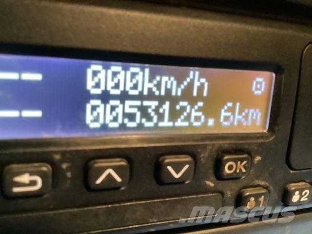 DAF LF 230 Platós / Ponyvás teherautók