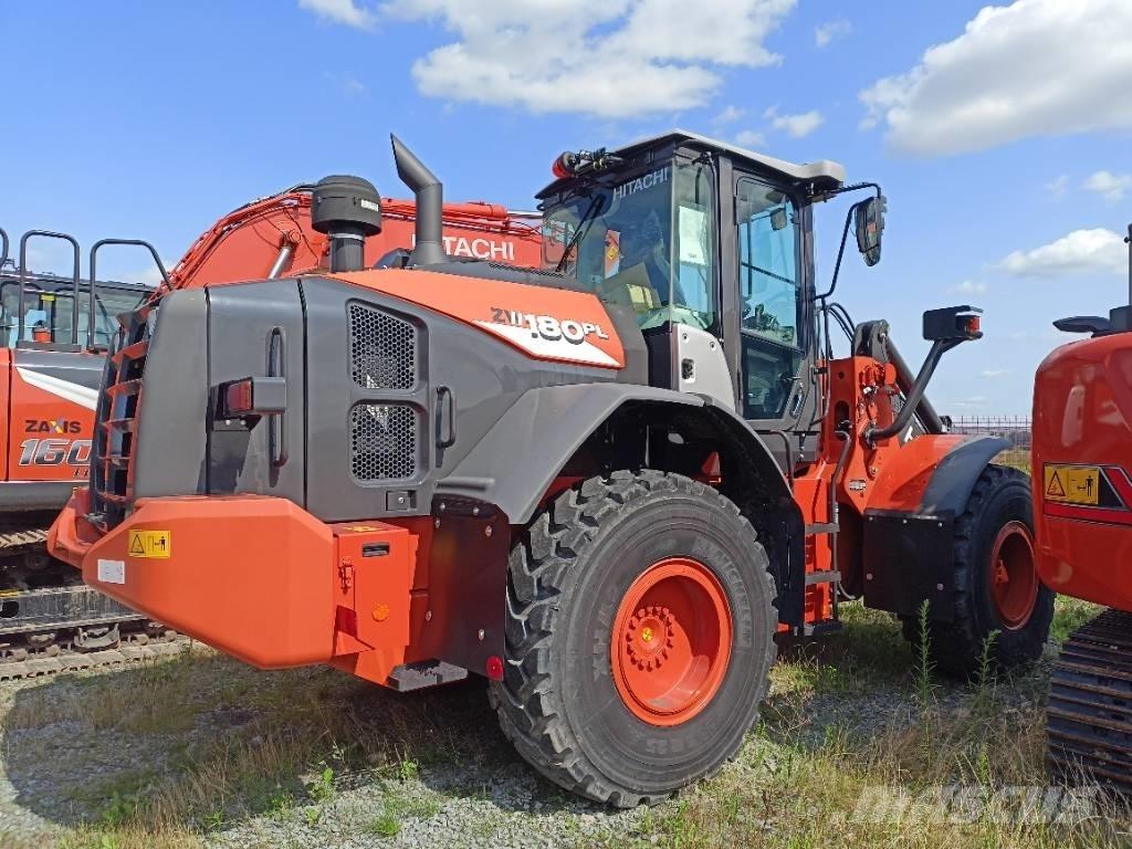 Hitachi ZW180PL Gumikerekes homlokrakodók