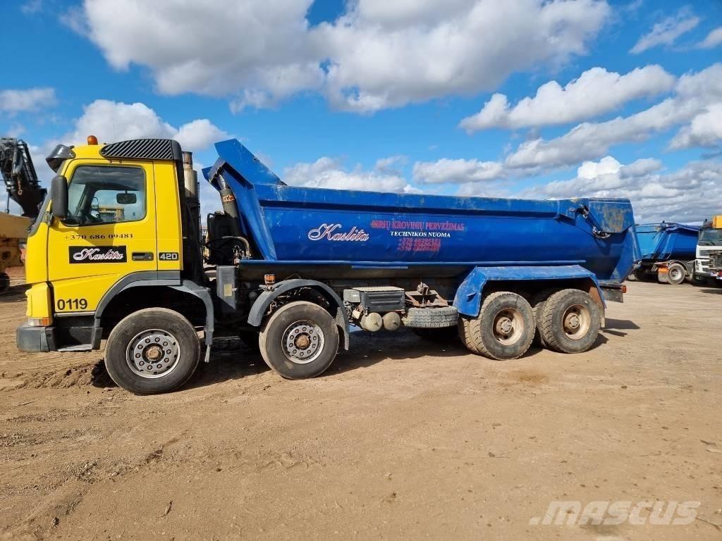 Volvo FM 420 Hidraulikus konténerszállító