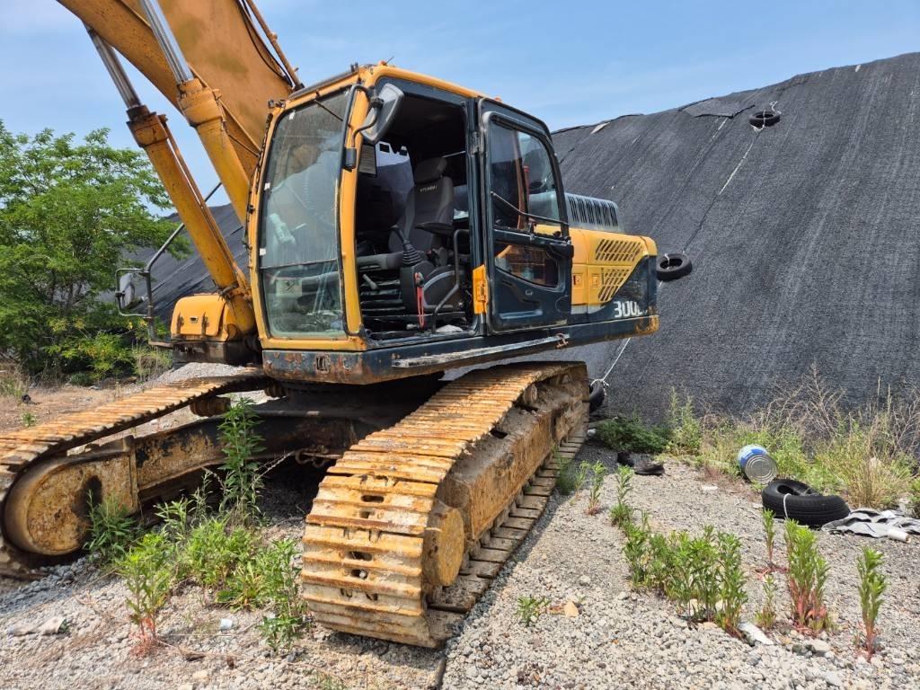 Hyundai Robex 300 LC Lánctalpas kotrók