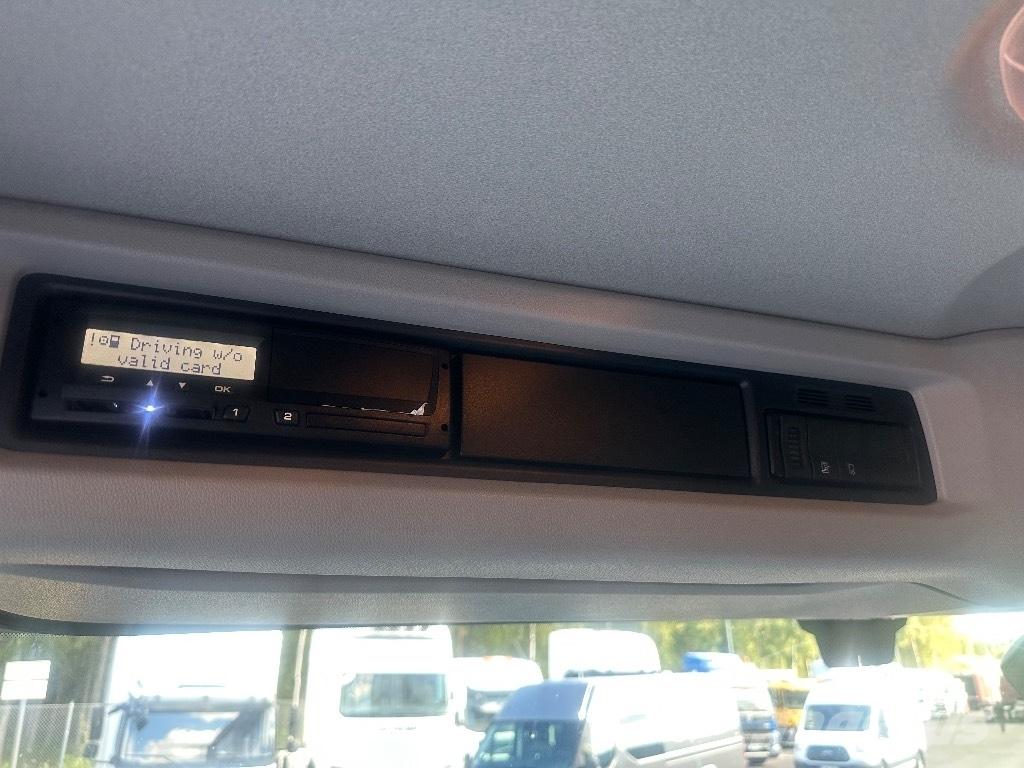 Scania P250 Dobozos teherautók