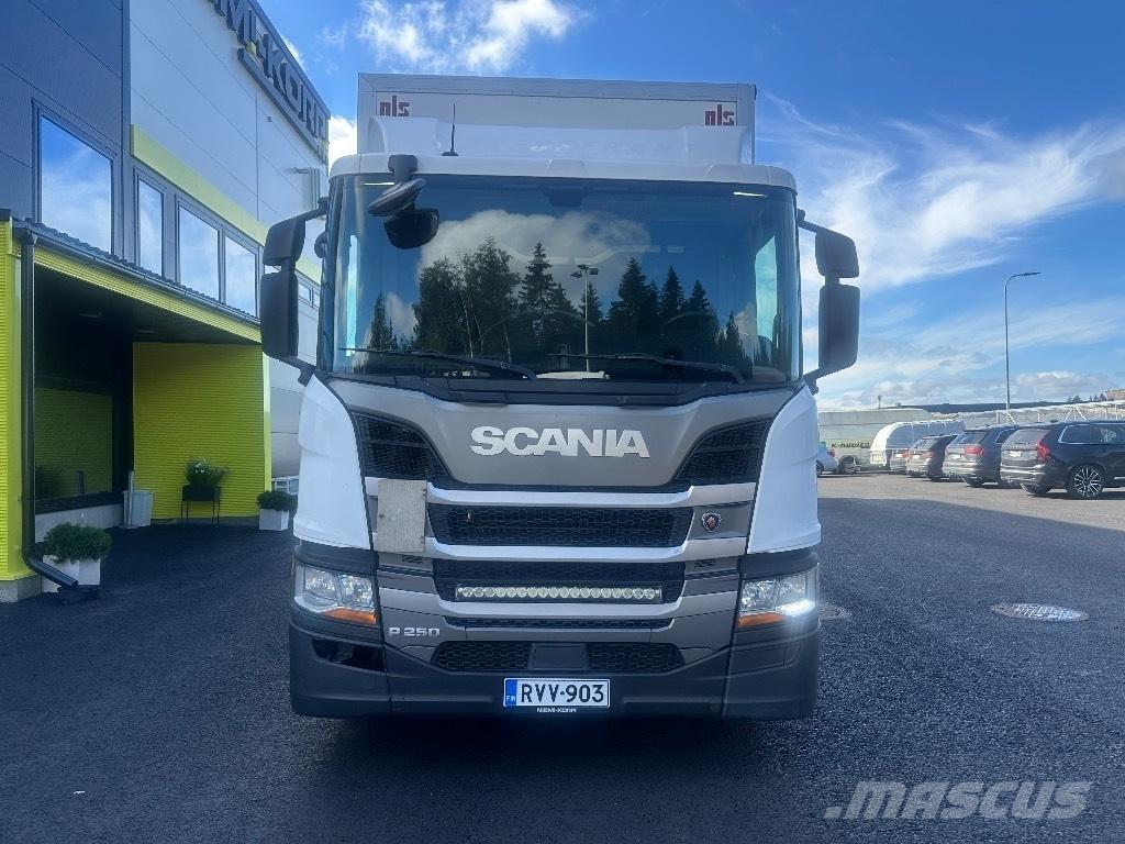 Scania P250 Dobozos teherautók