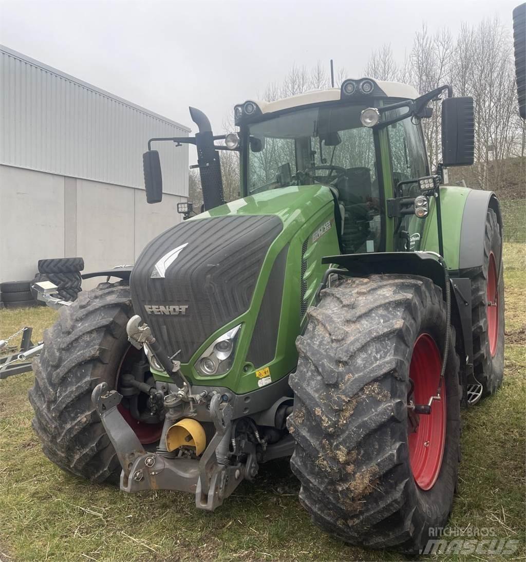 Fendt 933 Vario Traktorok