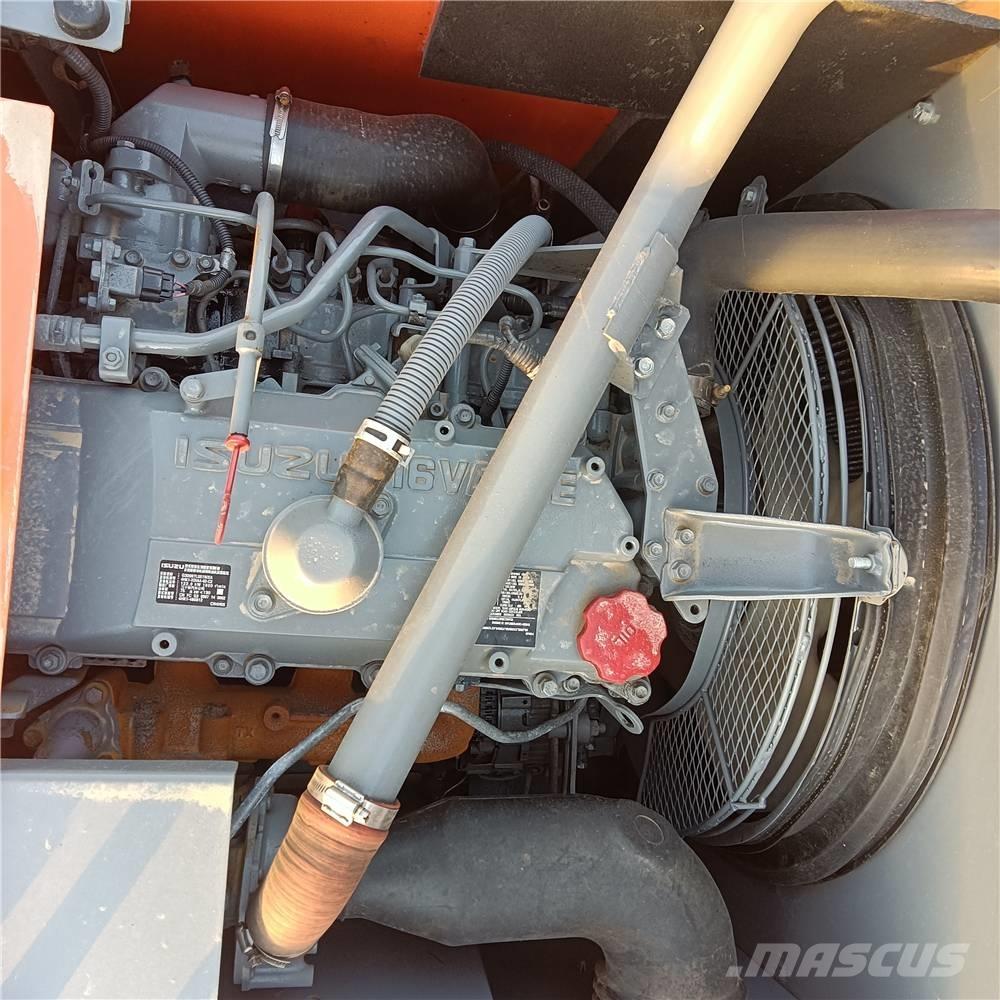 Hitachi ZX240 Lánctalpas kotrók