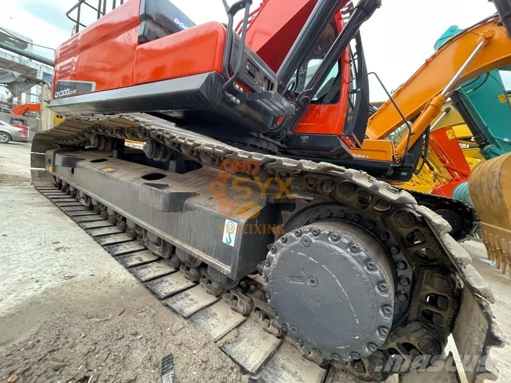 Doosan DX 300LC -9 Lánctalpas kotrók
