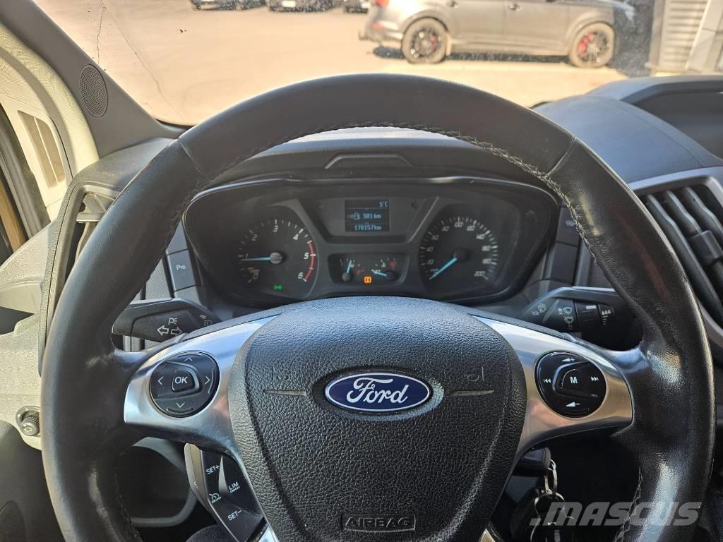 Ford Transit Transporterek