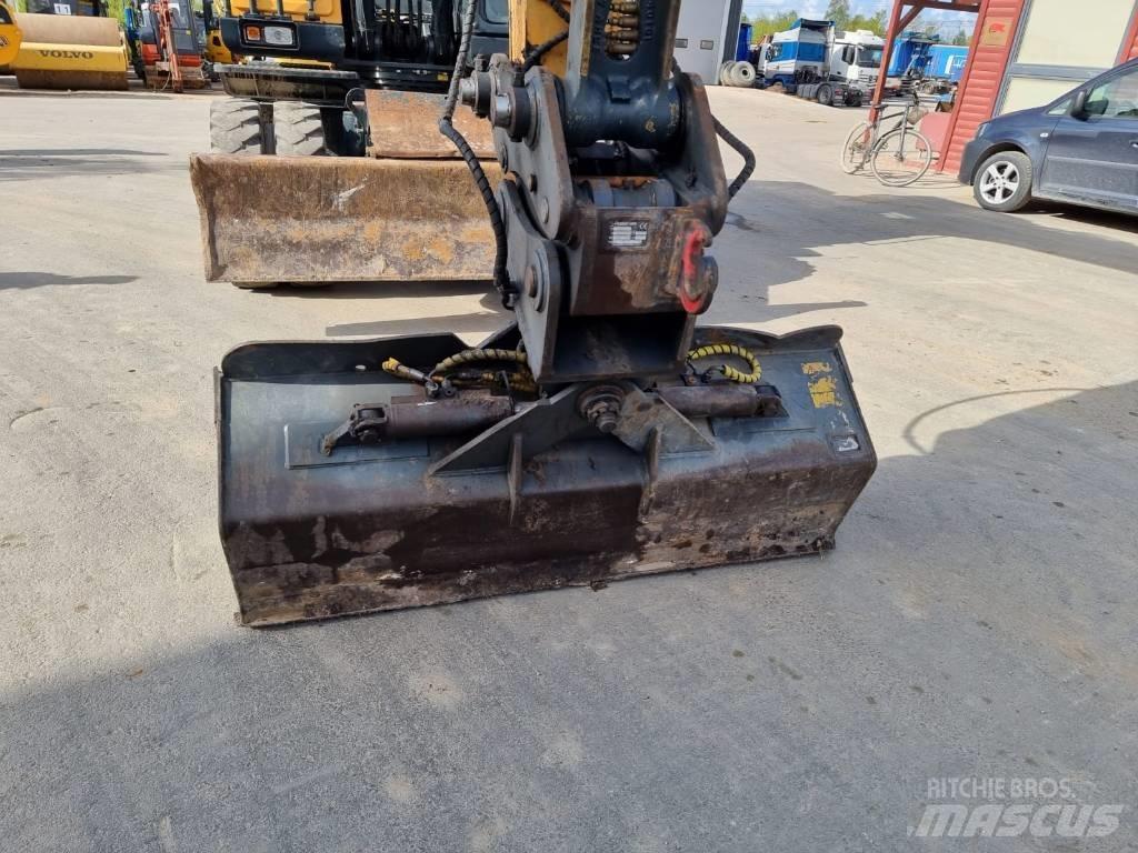 Hyundai HW 140 Gumikerekes kotrók