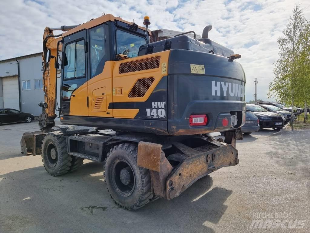 Hyundai HW 140 Gumikerekes kotrók