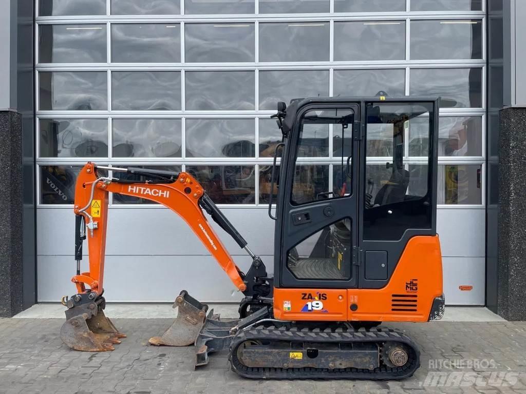 Hitachi ZX19-6 CR Mini kotrók < 7t